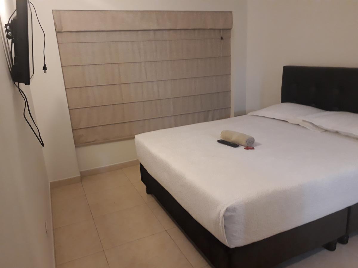 Aparta Hotel Victoria In Богота Экстерьер фото