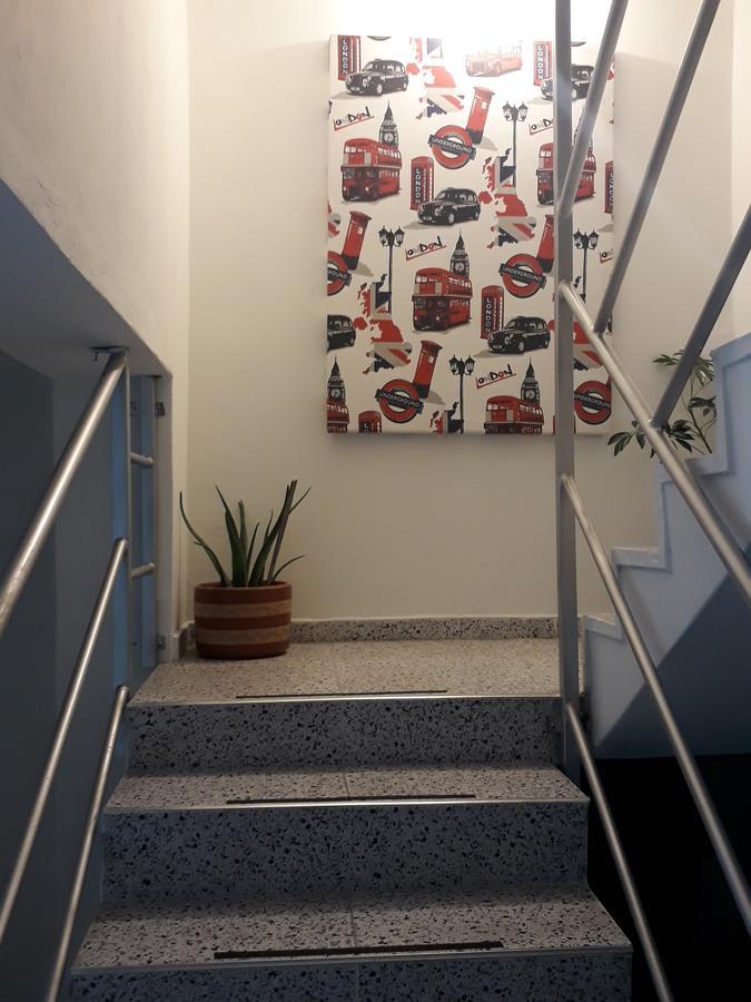 Aparta Hotel Victoria In Богота Экстерьер фото